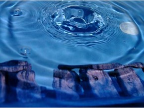 如何用数码相机拍摄精美水珠